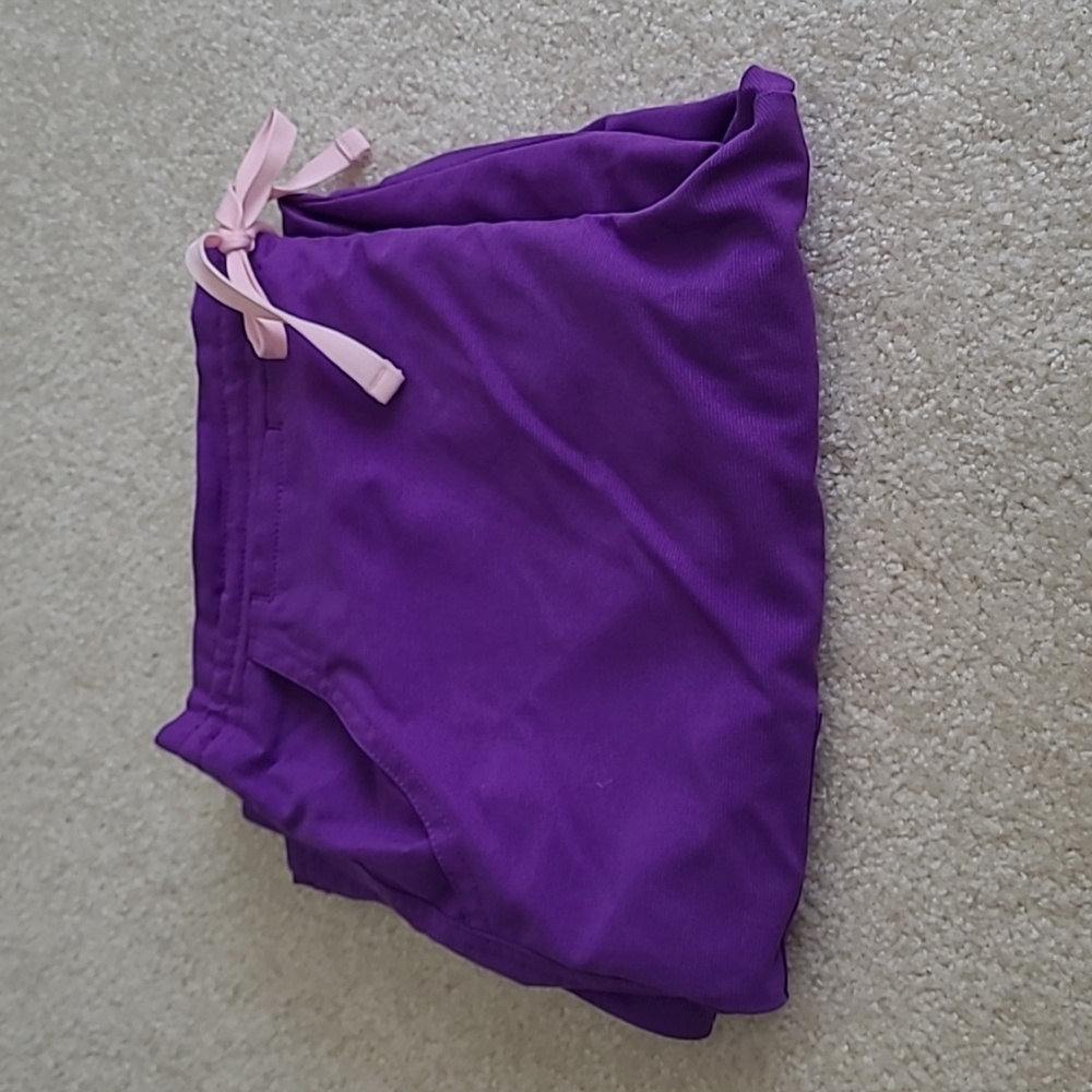 FIGS - Ultra Violet Yola Medium Petite Scrub Pants.